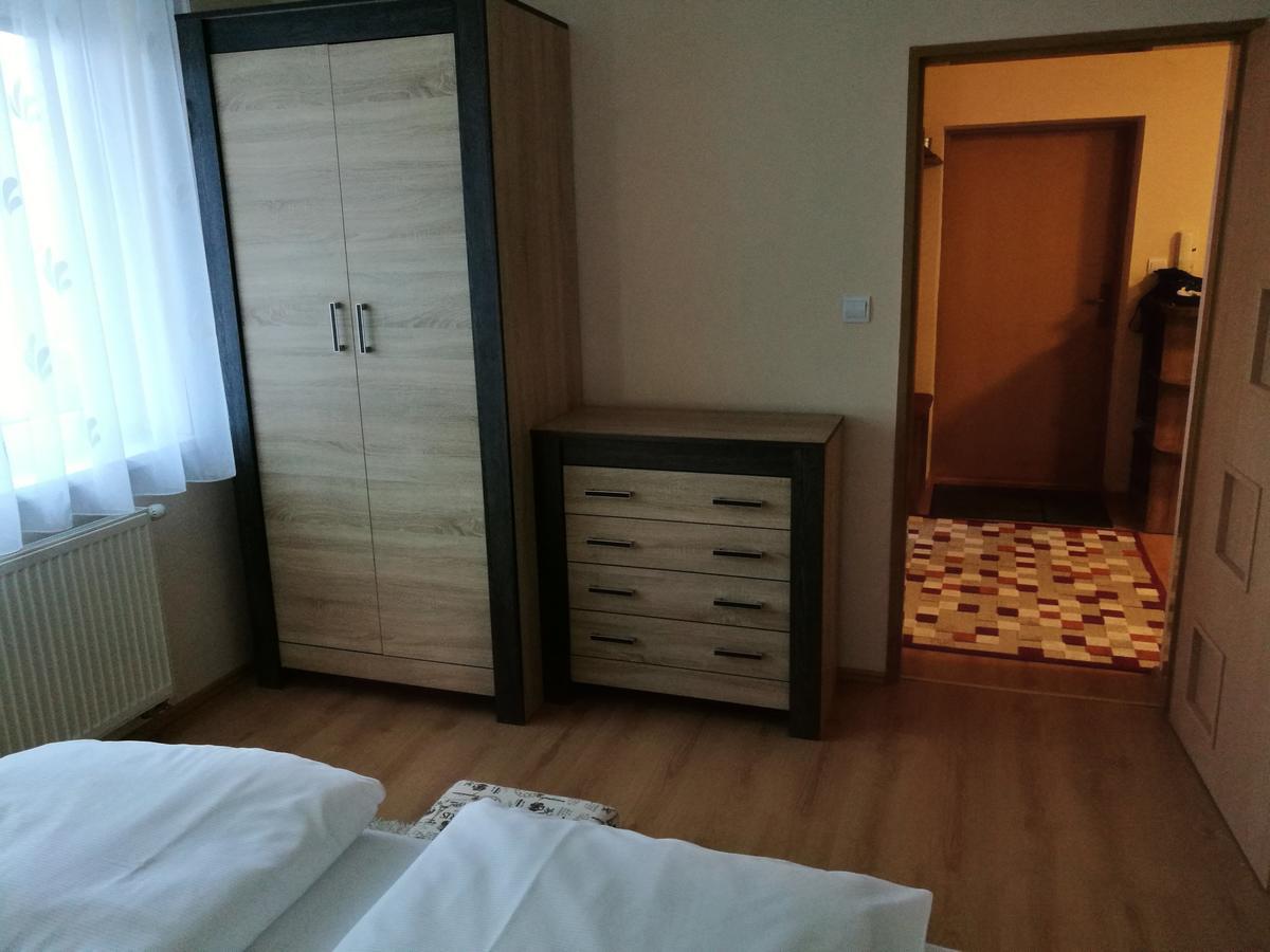 Apartment Pinewood *** Вишне-Ружбахи Екстер'єр фото